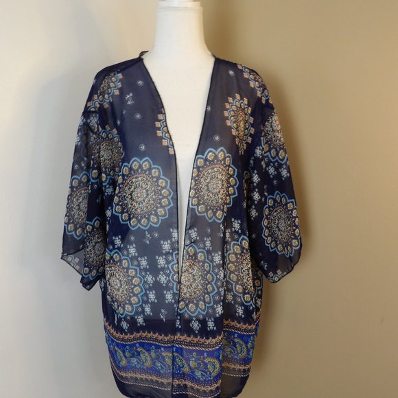 Beach Cover-Up / Kimono / Mandala Designs - Picture 3 of 13